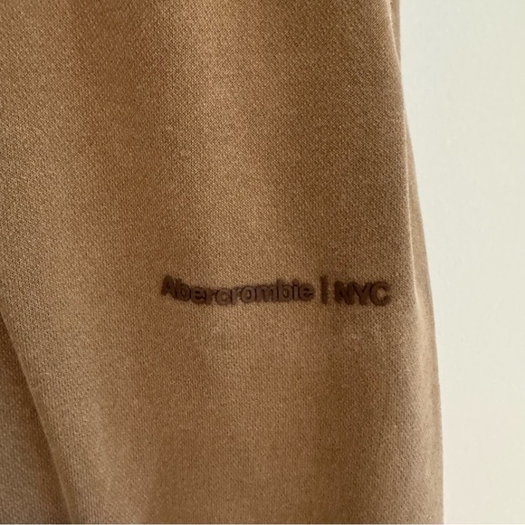 Abercrombie & Fitch Cinched Ochre Sweatpants Size Small Like New - Picture 2 of 3